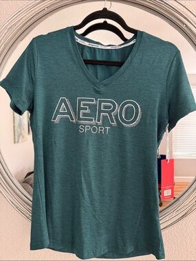 Aeropostale Women's V-Neck Tee in Teal Green